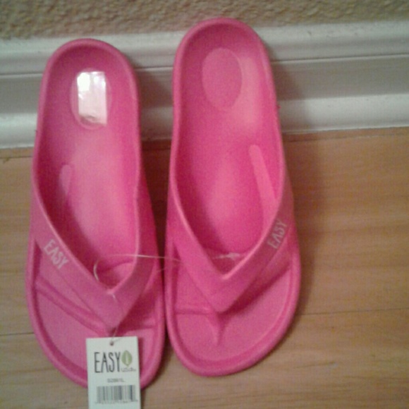 Flip Flops - Picture 1 of 1